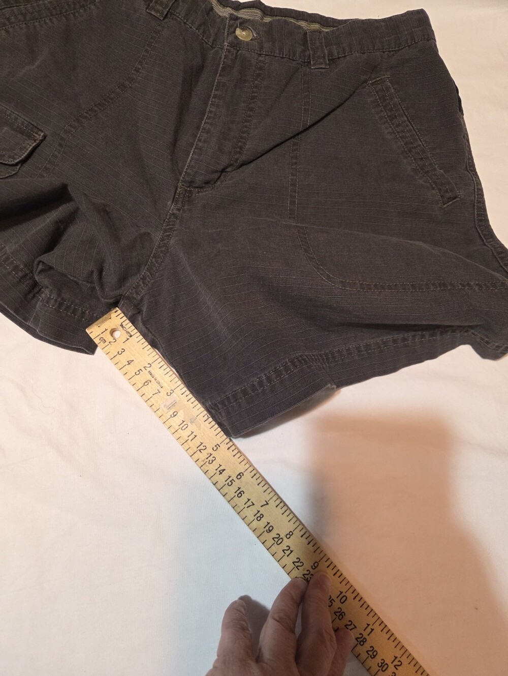 Columbia Womens Cargo Hiking Shorts Dark Gray Size 10 - Picture 4 of 4